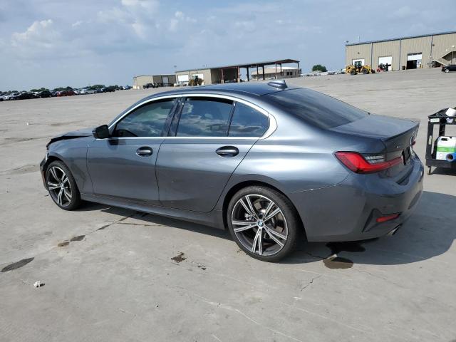 WBA5R7C03LFJ11995 - 2020 BMW 330XI Մոխրագույն լուսանկար 2