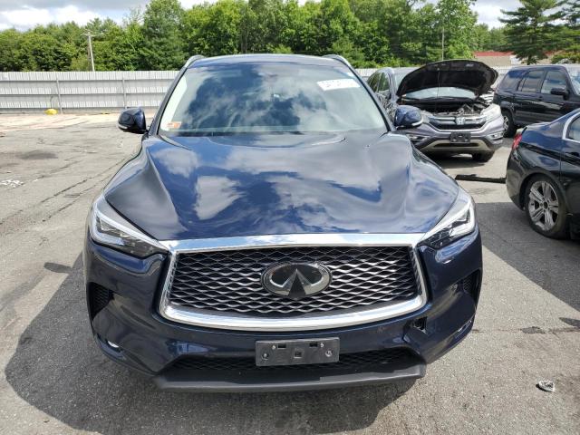 3PCAJ5CB9MF111603 - 2021 INFINITI QX50 ESSENTIAL BLUE photo 5