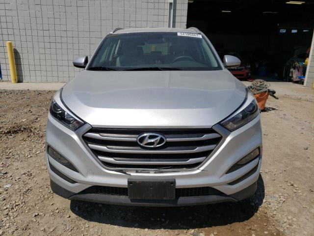 KM8J3CA4XJU694927 - 2018 HYUNDAI TUCSON SEL SILVER photo 5