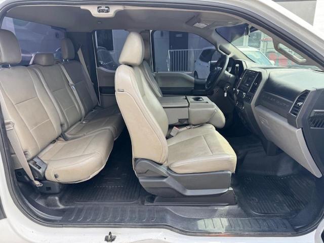 1FT7X2A60KEC91808 - 2019 FORD F250 SUPER DUTY WHITE photo 11