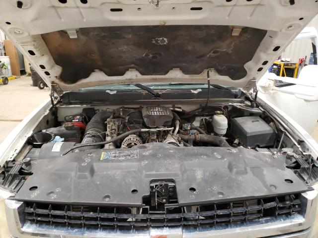 1GCHK23638F160701 - 2008 CHEVROLET SILVERADO K2500 HEAVY DUTY WHITE photo 11