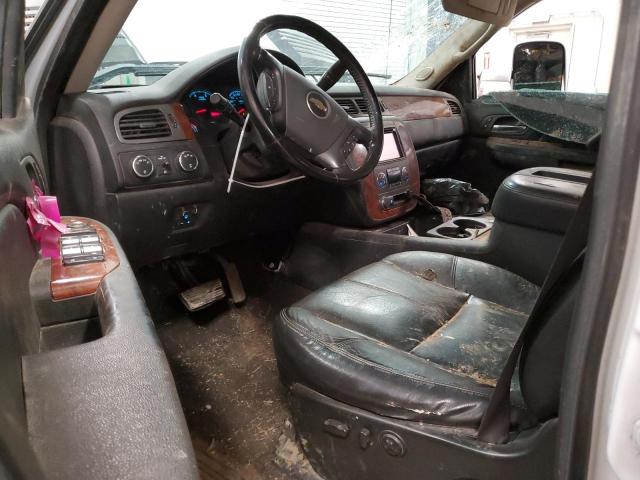 1GCHK23638F160701 - 2008 CHEVROLET SILVERADO K2500 HEAVY DUTY WHITE photo 8