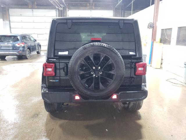 1C4JJXP65MW784098 - 2021 JEEP WRANGLER U SAHARA 4XE BLACK photo 6