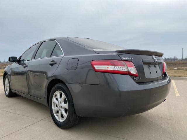 4T4BF3EK0BR205446 - 2011 TOYOTA CAMRY BASE Boz foto 3