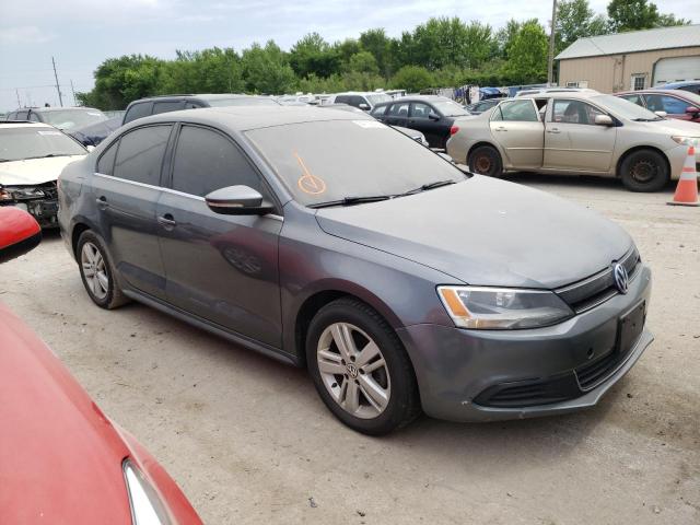 3VW637AJ4DM263884 - 2013 VOLKSWAGEN JETTA HYBRID GRAY photo 4