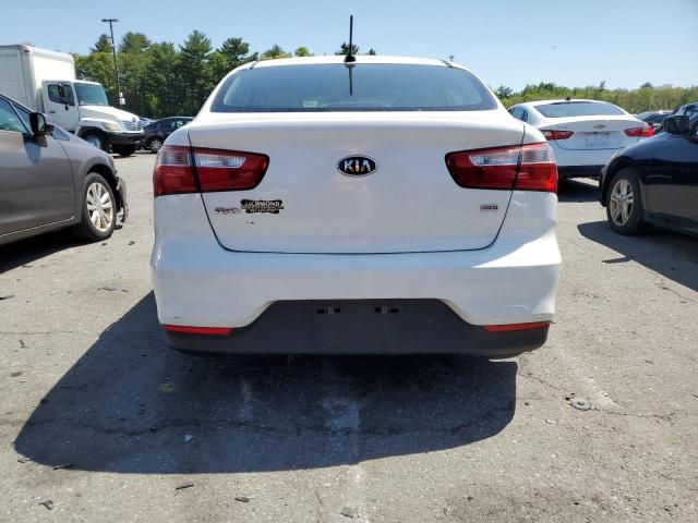 KNADM4A30G6660081 - 2016 KIA RIO LX WHITE photo 6