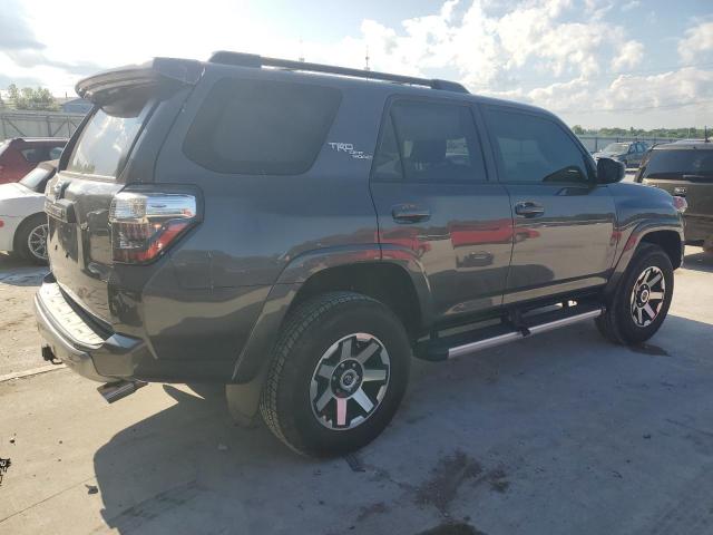 JTEPU5JR2P6110192 - 2023 TOYOTA 4RUNNER SE GRAY photo 3