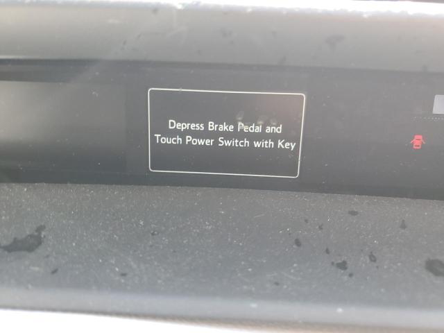 JTDKARFPXK3117889 - 2019 TOYOTA PRIUS PRIM 银色 照片 9