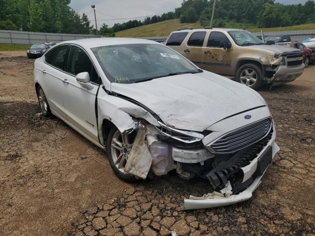 3FA6P0LU4JR171717 - 2018 FORD FUSION SE HYBRID WHITE photo 4