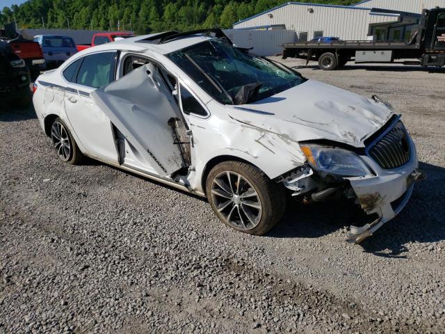 1G4PW5SK3G4173423 - 2016 BUICK VERANO SPORT TOURING WHITE photo 4