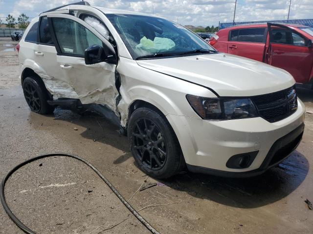 3C4PDCBG9KT861682 - 2019 DODGE JOURNEY SE WHITE photo 4