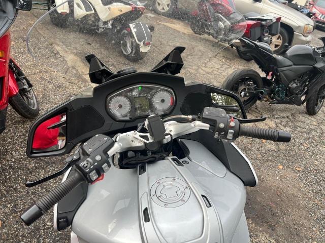 WB10388057ZT10948 - 2007 BMW R1200 RT SILVER photo 9