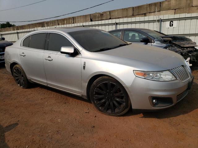 1LNHL9ERXBG611908 - 2011 LINCOLN MKS SILVER photo 4