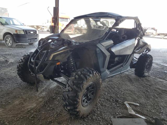 3JBVXAW40JK000322 - 2018 CAN-AM MAVERICK X RS TURBO R BLACK photo 2