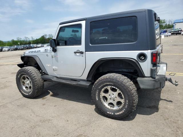 1J4FA54148L517202 - 2008 JEEP WRANGLER SAHARA SILVER photo 2