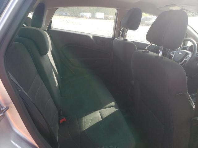 3FADP4EJ0KM116570 - 2019 FORD FIESTA SE Argent photo 10