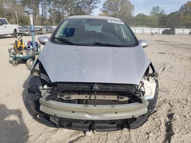 3FADP4EJ0KM116570 - 2019 FORD FIESTA SE Argent photo 5