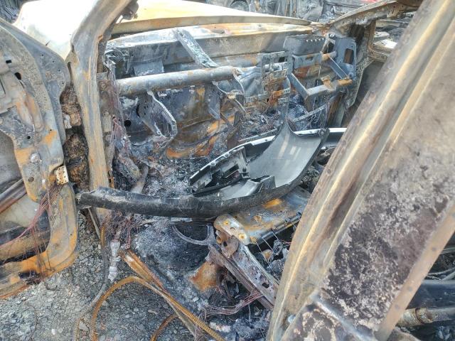 3C6UR5JJ6JG275467 - 2018 RAM 2500 SLT RED photo 8