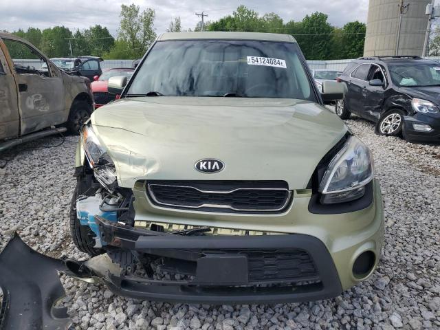 KNDJT2A57D7602635 - 2013 KIA SOUL GREEN photo 5