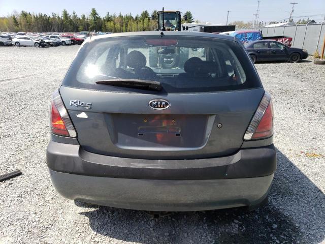 KNADE163266167134 - 2006 KIA RIO 5 GRAY photo 6