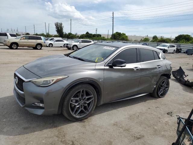 SJKCH5CP7JA041021 - 2018 INFINITI QX30 BASE GRAY photo 1