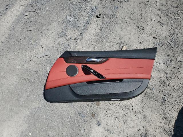 WBALM5C59BE378262 - 2011 BMW Z4 SDRIVE30I WHITE photo 12