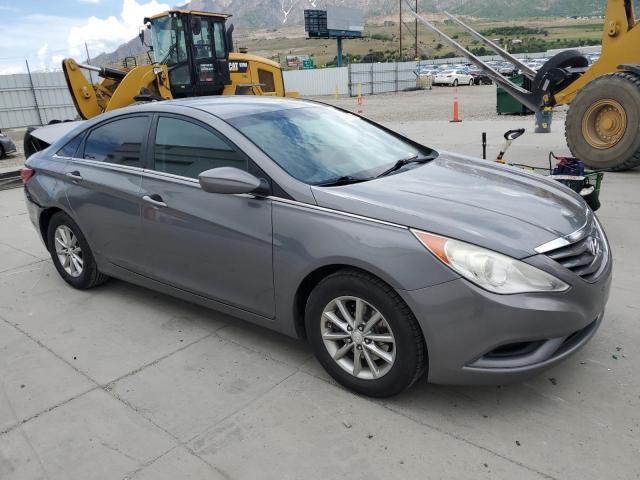 5NPEB4AC4BH280043 - 2011 HYUNDAI SONATA GLS GRAY photo 4