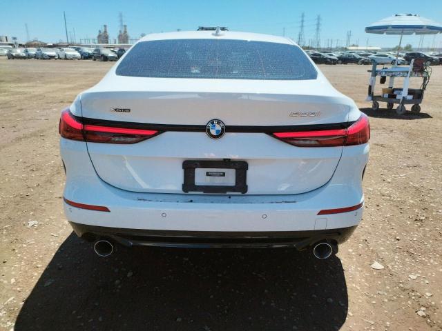 WBA73AK01M7G86815 - 2021 BMW 228XI Սպիտակ լուսանկար 6