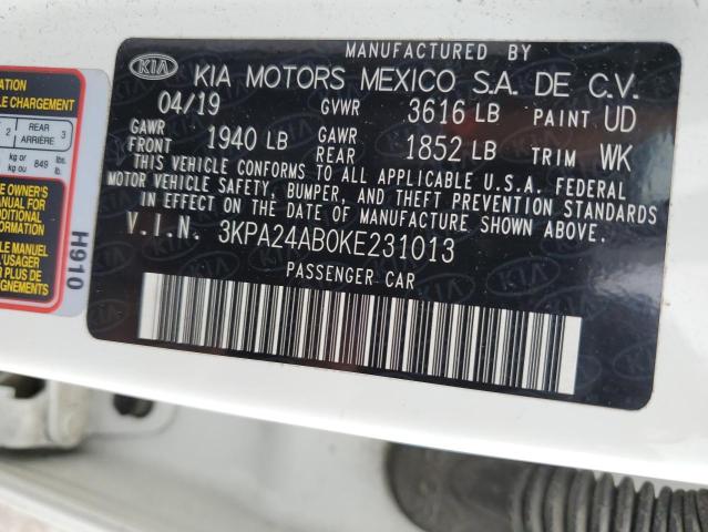 3KPA24AB0KE231013 - 2019 KIA RIO S WHITE photo 12