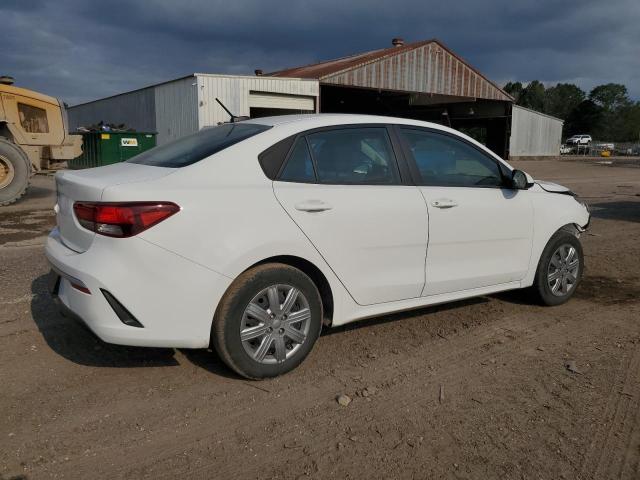 3KPA24AD4PE518539 - 2023 KIA RIO LX WHITE photo 3