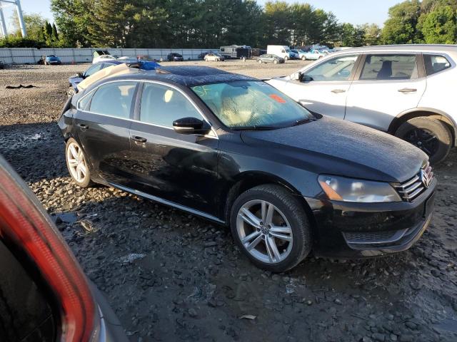 1VWBT7A36EC066721 - 2014 VOLKSWAGEN PASSAT SE BLACK photo 4