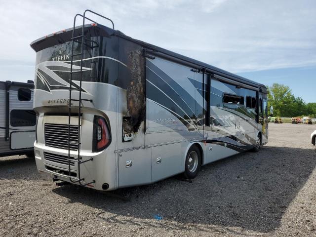 4UZACGFC3LCLZ4372 - 2020 FREIGHTLINER CHASSIS XC შავი ფოტო 4