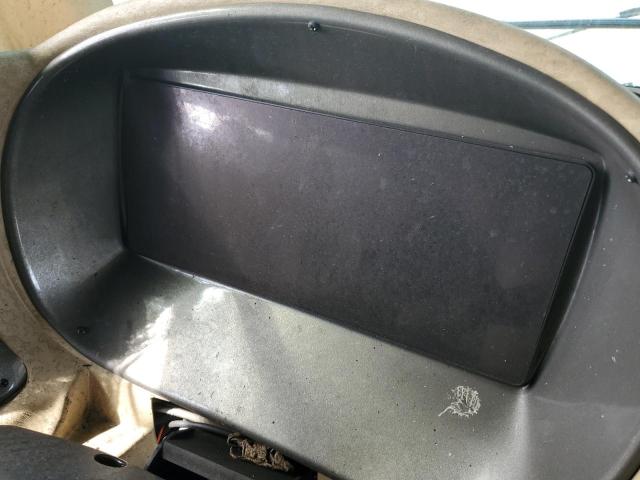 4UZACGFC3LCLZ4372 - 2020 FREIGHTLINER CHASSIS XC შავი ფოტო 8