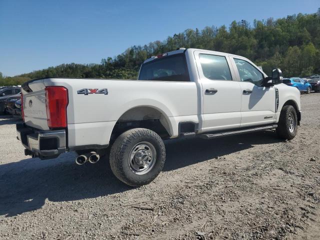 1FT8W2BT7PED66555 - 2023 FORD F250 SUPER DUTY WHITE photo 3