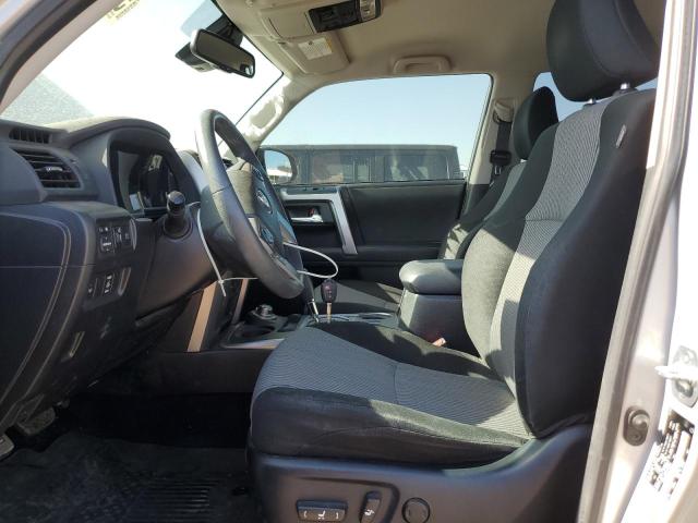 JTEBU5JR4L5789781 - 2020 TOYOTA 4RUNNER SR5/SR5 PREMIUM 银色 照片 7