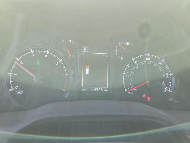 JTEBU5JR4L5789781 - 2020 TOYOTA 4RUNNER SR5/SR5 PREMIUM 银色 照片 9