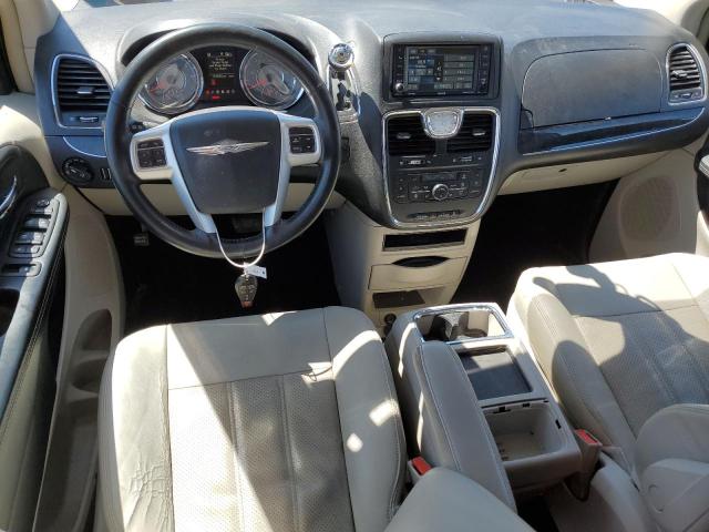 2C4RC1CG2FR731640 - 2015 CHRYSLER TOWN & COU TOURING L SILVER photo 8