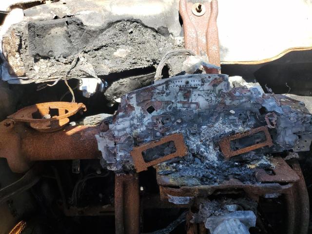 1J8HH48K16C306049 - 2006 JEEP COMMANDER 烧焦的 照片 9