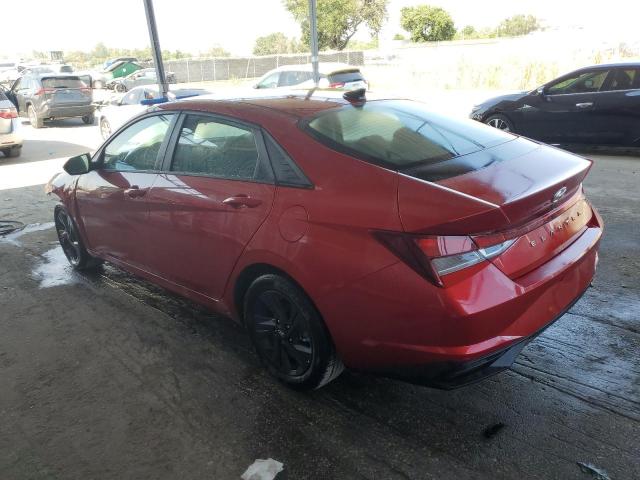 5NPLM4AG1PH091538 - 2023 HYUNDAI ELANTRA SEL RED photo 2