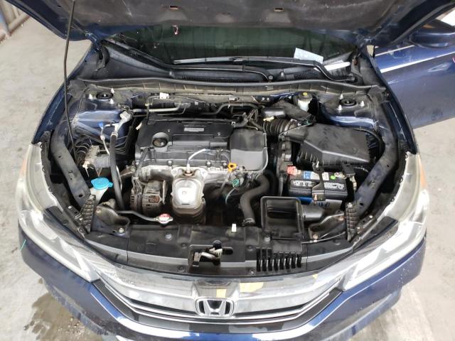 1HGCR2F34HA156968 - 2017 HONDA ACCORD LX BLUE photo 11