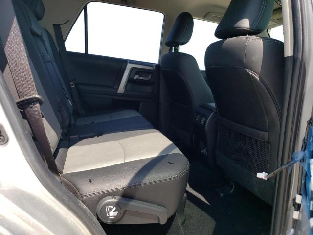 JTENU5JR1N6009228 - 2022 TOYOTA 4RUNNER SR5/SR5 PREMIUM 银色 照片 11