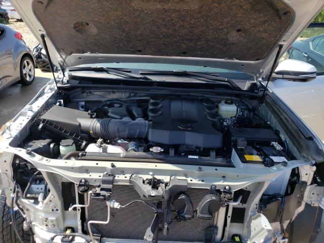 JTENU5JR1N6009228 - 2022 TOYOTA 4RUNNER SR5/SR5 PREMIUM 银色 照片 12