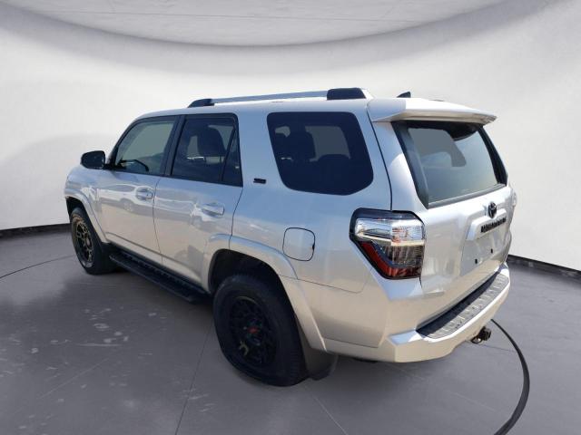 JTENU5JR1N6009228 - 2022 TOYOTA 4RUNNER SR5/SR5 PREMIUM 银色 照片 2