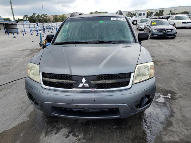 4A4MM21S36E027957 - 2006 MITSUBISHI ENDEAVOR LS GRAY photo 5