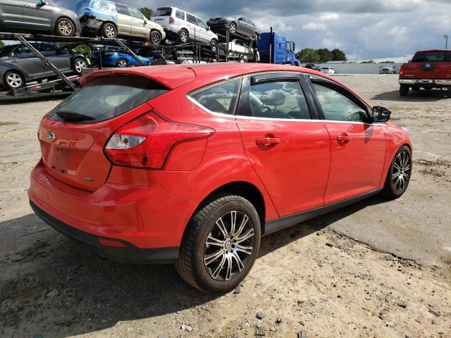 1FAHP3M25CL318183 - 2012 FORD FOCUS SEL RED photo 3