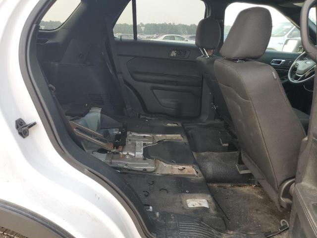 1FM5K8AR7JGA83443 - 2018 FORD EXPLORER POLICE INTERCEPTOR WHITE photo 11