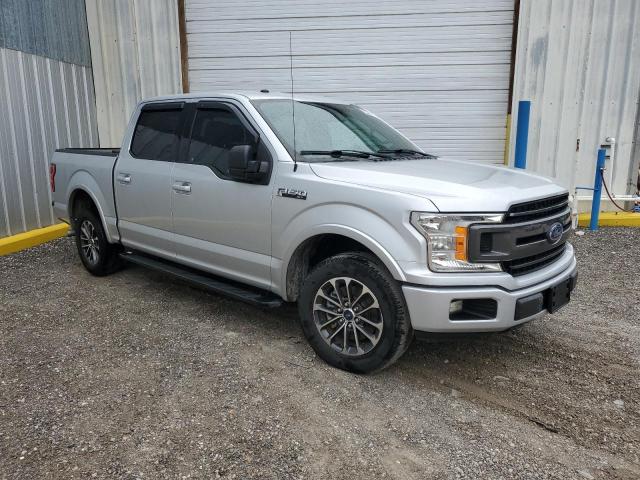 1FTEW1C50JKC51723 - 2018 FORD F150 SUPERCREW SILVER photo 4