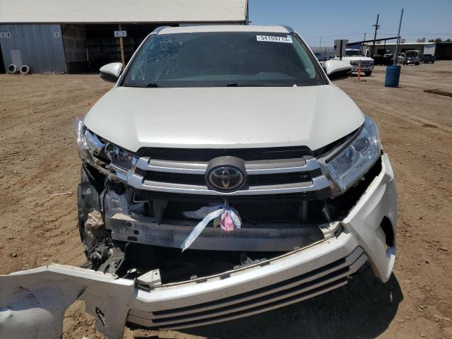 5TDKZRFH5KS552299 - 2019 TOYOTA HIGHLANDER SE WHITE photo 5