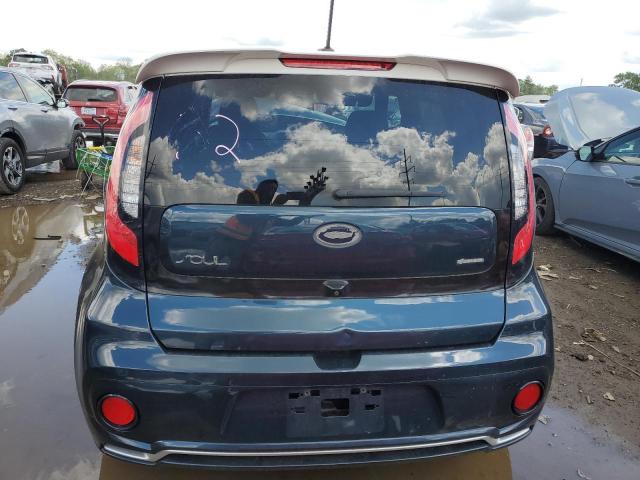 KNDJP3A55J7625062 - 2018 KIA SOUL + BLUE photo 6