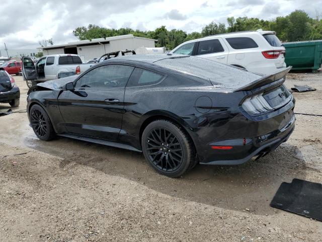 1FA6P8CF0J5136708 - 2018 FORD MUSTANG GT BLACK photo 2